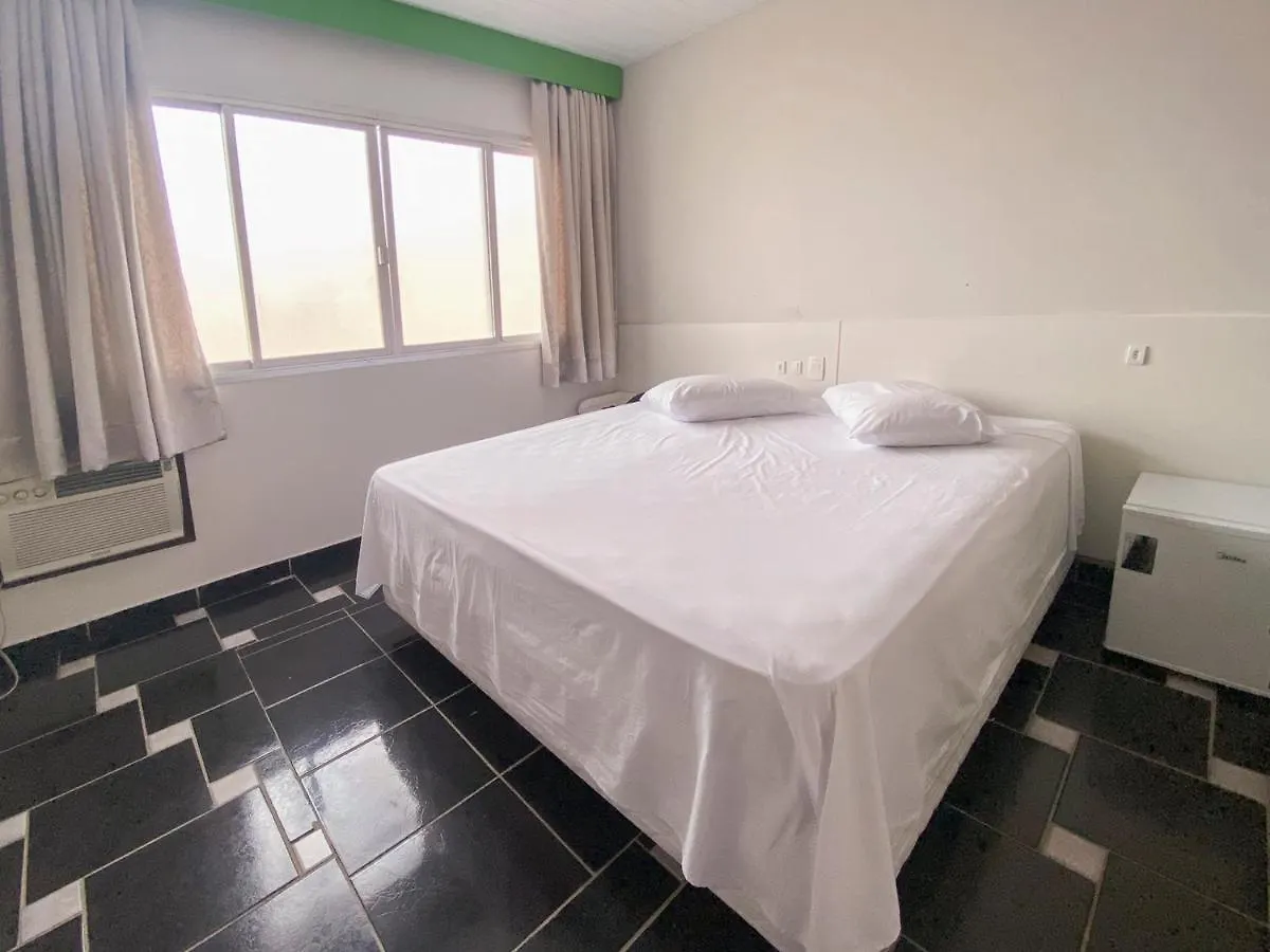 Guinza Hotel Balneario Camboriu 0*,